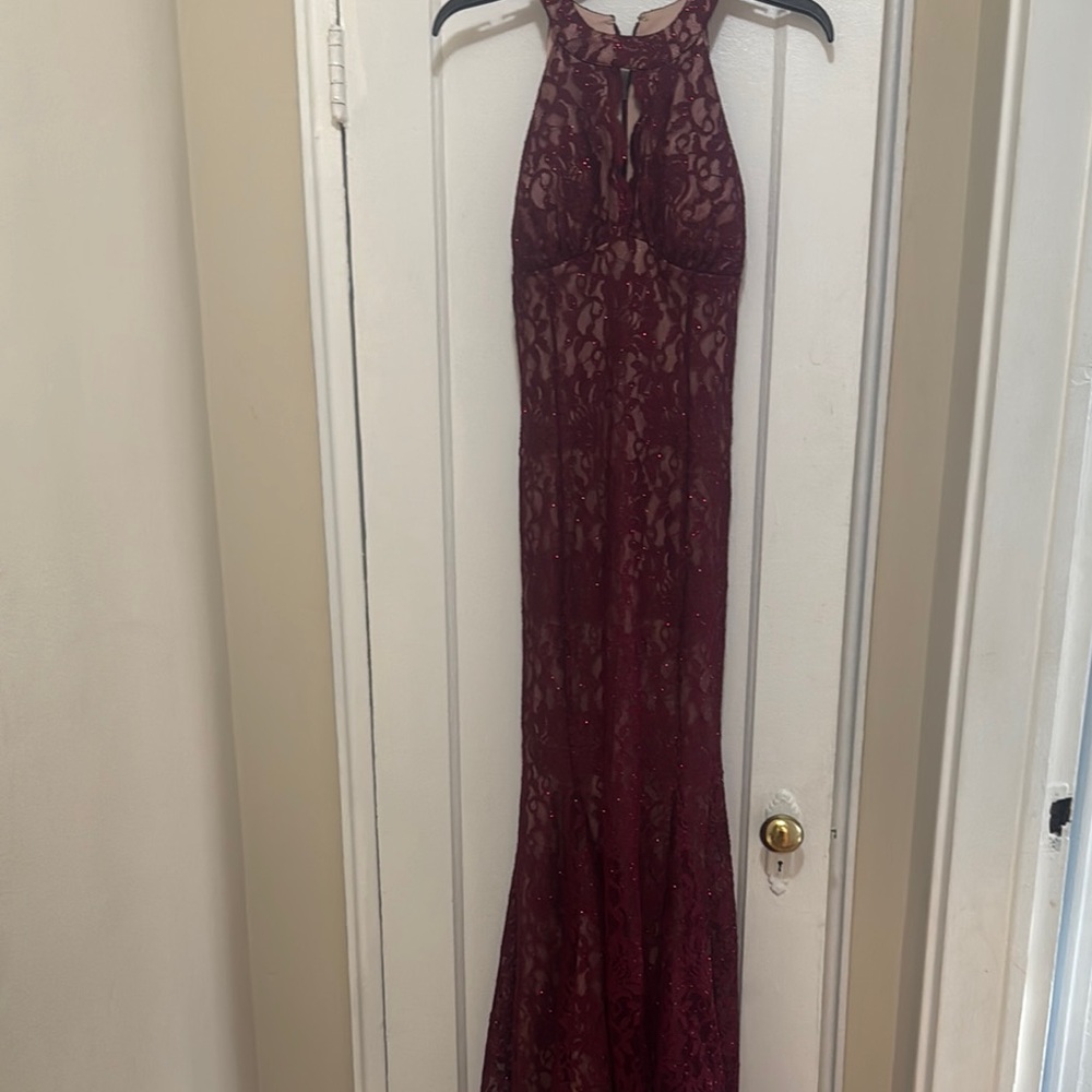Elegant Burgundy Lace Halter Gown